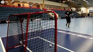 Klubbhuset recenserar Unihoc Infinity Power Curve 10 26 innebandyklubba [upl. by Ynnod]