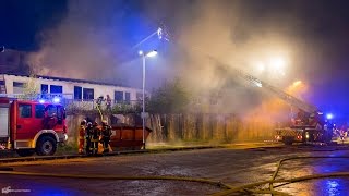 Großbrand Heiligenhaus Mehr als 200 Einsatzkräfte im Einsatz  29042016 [upl. by Ephrem]