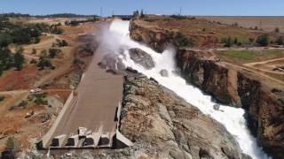 Oroville Spillway May 19 2017 [upl. by Bekha427]