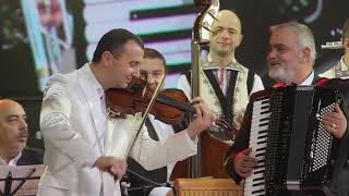 Ionică Minune și Orchestra Fraților Advahov [upl. by Mrots]