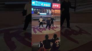 KpopampJHKTVNeez in hongdae kpopdance Just do it거침없이BSS부석순 SEVENTEEN니즈 홍대케이팝댄스쇼츠shorts [upl. by Zaob]