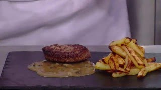 Tendre de Bœuf sauce au poivre vert amp frites au four [upl. by Attenreb124]