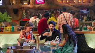 EISHA SINGH KE LIYE AVINASH MISHRA KAR RAHE HAIN COMPROMISEBIGBOSS18LIVEUPDATE [upl. by Cheatham]