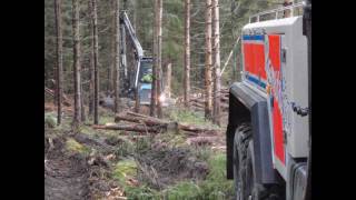 Bärgning av Skogsmaskin Bovallen med scania sbat 66 terräng bärgare Ramströms Bilbärgning AB [upl. by Shaddock]