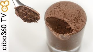 Mousse al cioccolato veloce senza uova [upl. by Helbonnah184]