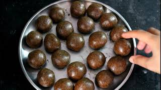 Alsi aur Til ke Laddoo Alsi Pinni Recipe Biotin Laddu  Helps for Hair growth amp Skin glow [upl. by Niwle]