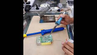 Strong Suction Desoldering Pump Soldering Sucker [upl. by Tuorah]