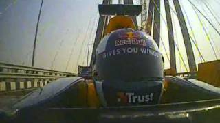 Red Bull Speed Link  David Coulthard zips down the Bandra  Worli Sea Link [upl. by Adikram]