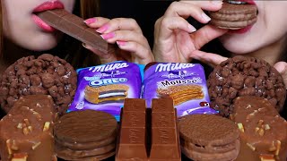 ASMR MILKA OREO TORTA MOUSSE ALFAJOR BIG KITKATS GIANT CHOCOLATE ICE CREAM BARS HERSHEYS POP 먹방 [upl. by Lledroc]