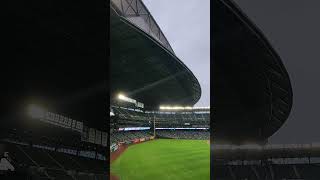 20240928 Mariners JobClosing the Roof at TMobile Park [upl. by Eissoj]