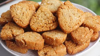 आधे कप दूध में सूजी घोलकर बनाएं ऐसा मीठा जो आपके बहुत पैसे बचाएं  Wheat Flour Biscuit Recipe Easy [upl. by Olemrac]