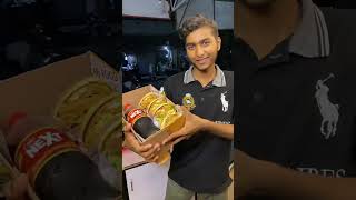 Zinger burger deal in1100 subscribe streetfood foodiesofmultan [upl. by Susann564]