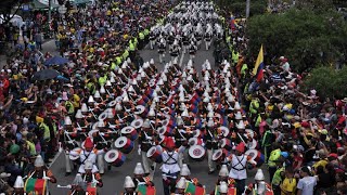 Desfile militar del 20 de julio [upl. by Zertnom211]