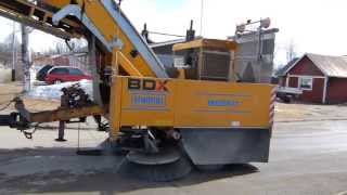 Scania R124 with a Trailer sweeping machine Volvo L70F with sweeper [upl. by Dagny]