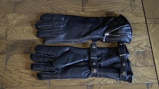 Triumph T100T120classic winter motorcycle gloves by GOLDTOP England [upl. by Kimmie]