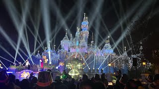 Disneyland New Years countdown to 2024 [upl. by Anaidni]