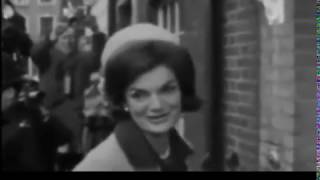 March 26 1962  Jacqueline Kennedy and Lee Radziwill returning to London from Asian Trip [upl. by Noda867]