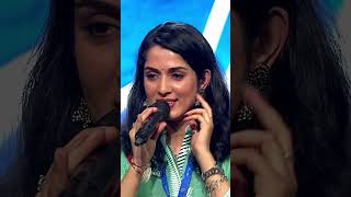 Shreya Singing Saathiya live shreyaghoshal saathiya singhamagain indianidol15 live music [upl. by Arnuad]