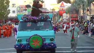 Macys Christmas Parade Universal Studios OrlandoDec 2012 [upl. by Goodrow]