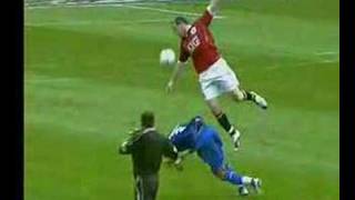 Manchester United vs Porto  Wayne Rooney Red Card [upl. by Kindig]