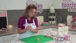 Cupcakes decoreren zelf cupcakes maken [upl. by Ameg772]