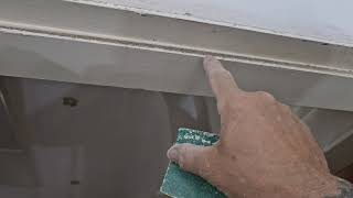 Spraying Dulux Heratige in a kitchen extension airlesssprayer [upl. by Laamak146]