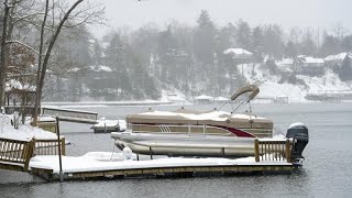 Schnee Hagel Tornados Heftiger Wintersturm wütet im Osten der USA [upl. by Ellocin]