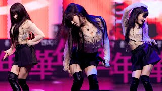 231027 청하 CHUNGHA Snapping  Sparkling  Roller Coaster  벌써 12시 4K 60P 직캠 동서울대 축제 by DaftTaengk [upl. by Robers]