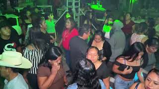 BAILE EN SAN MIGUEL TOTOLAPA EL RIKI TITRIKI [upl. by Aynwad158]