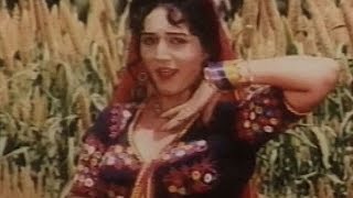 Chhod Chhod Maro Tahuke Sajan Sambhare  Gujarati Romantic Dance Song [upl. by Serafina492]