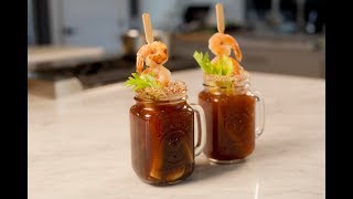 Michelada con Clamato y Camarones  Cerveza CUBANA con camarones [upl. by Ardnaz]