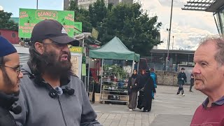 Christian Came From Speakers Corner To Confront Mustafa Being Cooked GodLogic Stratford Dawah [upl. by Jephthah]