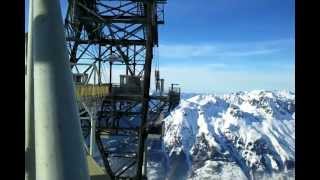 Alpe Huez  Téléphérique AlpetteRousses 2800m  Arrivée [upl. by Xenos]