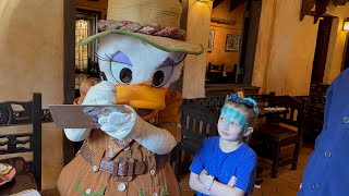 Breakfast at Tusker House Maylee dines with Donald Duck and Friends [upl. by Hesper]