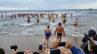 Tuffo di Capodanno nel mare di Gaeta [upl. by Shuler]