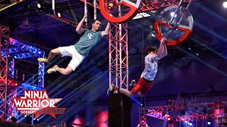 Oliver Edelmann vs Lasse von Freier Zweikampf an der Wand  Ninja Warrior Germany Allstars 2021 [upl. by Turner624]