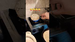 Khi bhi jana h roti bnake jana😜😂vlogs explore ytshorts funnyvideo [upl. by Harleigh]