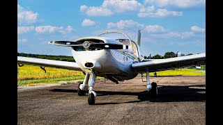 En mode reportage dans un aérodrome [upl. by Allerbag555]