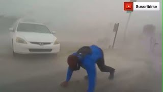 🔴INCREIBLE Un quotcazador de tormentasquot desafió al Huracán Irma y fue arrastrado por los vientos [upl. by Olinad]