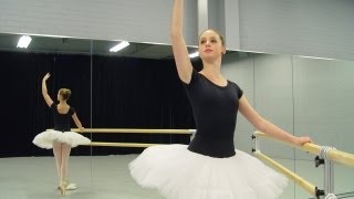 Pirouettes en dedan Online Ballet Class [upl. by Walton444]