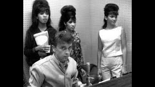 Walking In The RainRonettes Stereo amp Stereo1 1964 23 [upl. by Fax632]