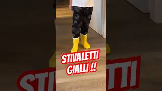 STIVALETTI GIALLI ANTIPIOGGIA TUTORIAL CALCIO youtubeshorts perte shorts [upl. by Bum174]