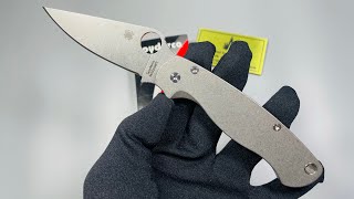 Spyderco Para Military 2 Maxamet with Titanium handle amp Titanium pocket clip [upl. by Ennazus]