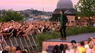 Håkan Hellström  Du kan gå din egen väg Live allsång på skansen [upl. by Jackson177]