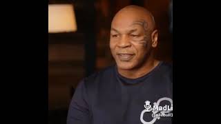 Mike Tyson äter våfflor på hembygdsgården [upl. by Ulrika]