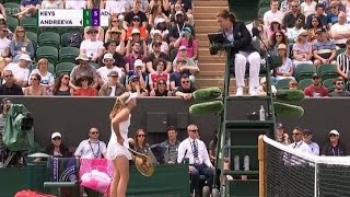 Russian Star Mirra Andreeva Refuses to shake umpire’s hand after Madison Keys loss [upl. by Connett]