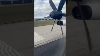 Air Canada Q400 butter smooth arrival into Montreal aviation [upl. by Ademla]