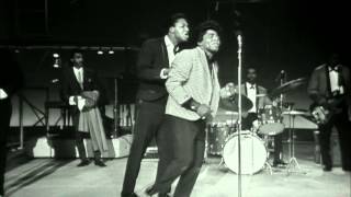 James Brown performs quotPlease Please Pleasequot at the TAMI Show Live [upl. by Gunn]