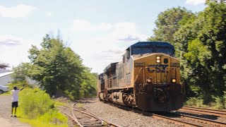 CSX 521 CW44AC leads CSX I032 through PiscatawayNJ with a massive Hornshow amp a fouled K5LA [upl. by Eelsnia]