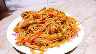 Chicken Chow Mein Recipe  Chicken Noodles Recipe  By Sindh Food Recipes [upl. by Pickens]